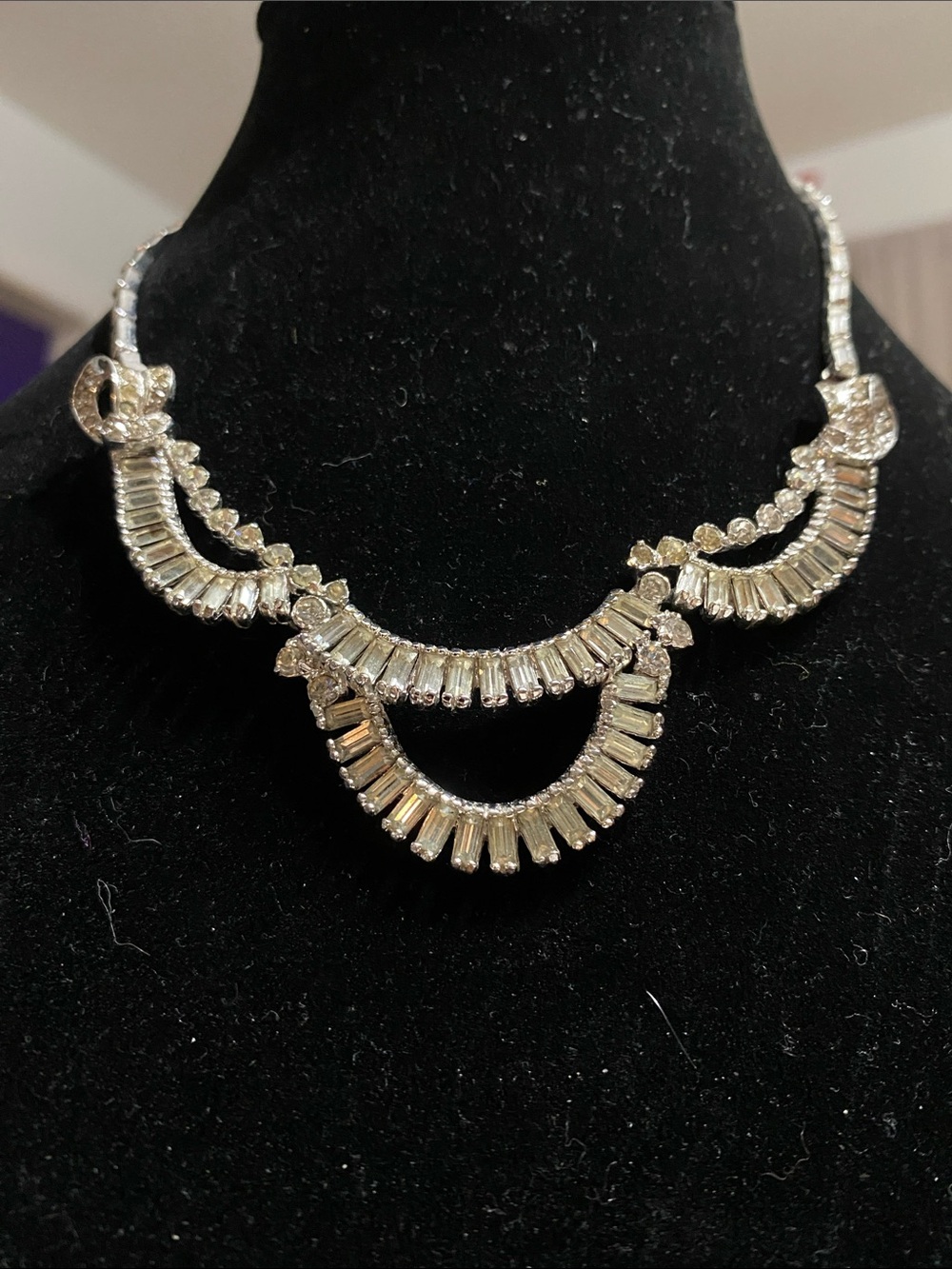 RARE Ledo Art Deco Baguette Scrolled Rhodium Plated Rhinestone Bib Necklace